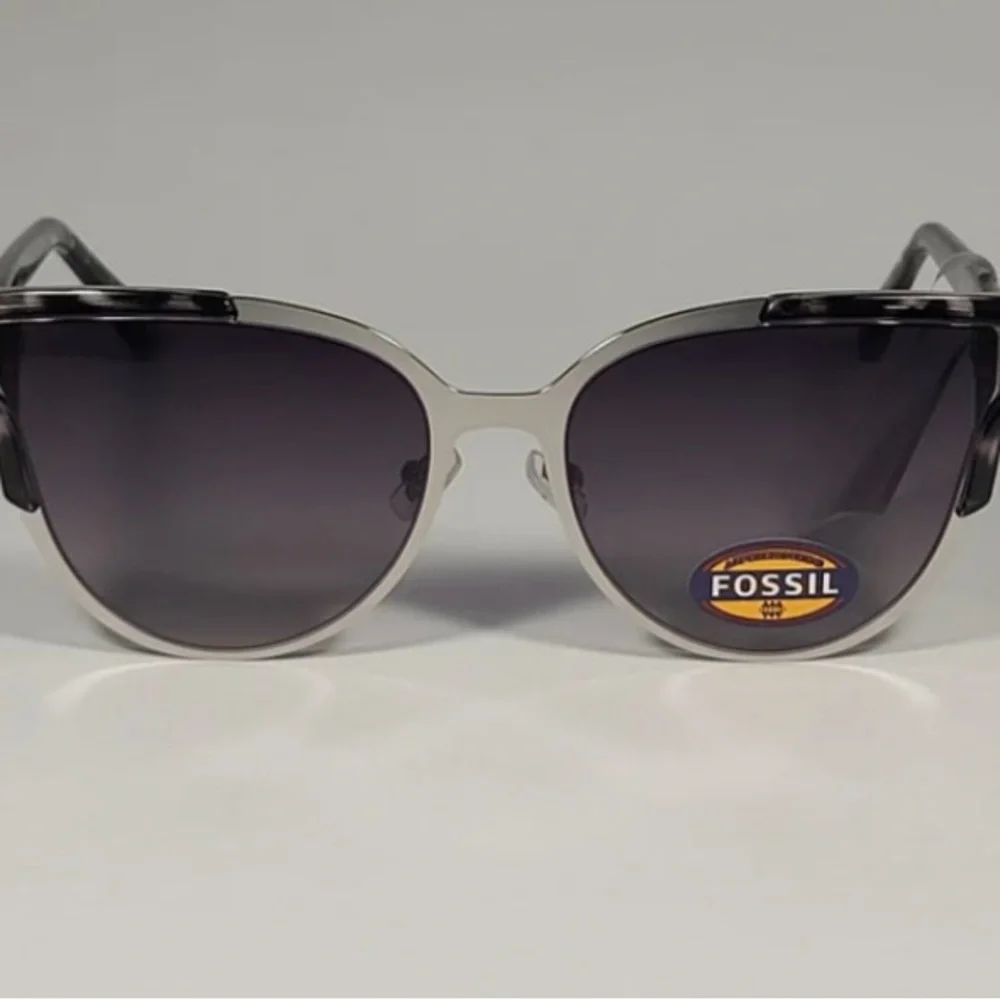 Fossil Women's Grey and Silver Sunglasses - Picture 2 of 9